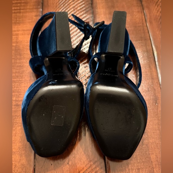 Saint Laurent Paris Blue Velvet Platform Heels Size 37 / US 7 - Picture 6 of 8